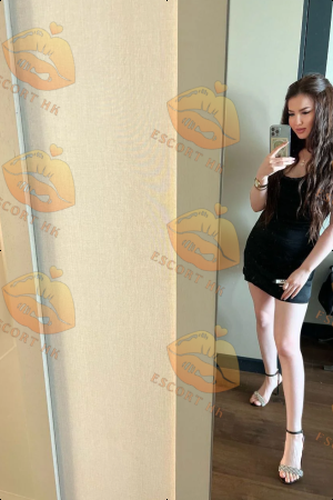 Chloe photo 1, middle eastern, slim, brunette, 170 cm, 52 kg, Medium bust, Hong Kong
