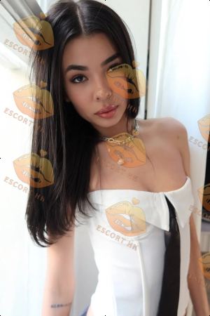 Kwan photo 2, latina, slim, black hair, 173 cm, 51 kg, Small bust, Hong Kong