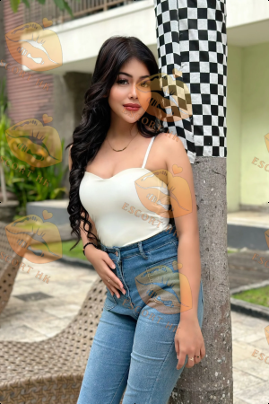 Tina photo 3, asian, average, black hair, 167 cm, 53 kg, Medium bust, Hong Kong