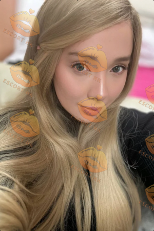 Tessa photo 1, european, curvy, blonde hair, 157 cm, 62 kg, Large bust, Hong Kong