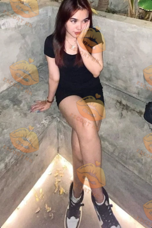 Elizaveta photo 3, asian, slim, brunette, 166 cm, 48 kg, Medium bust, Hong Kong