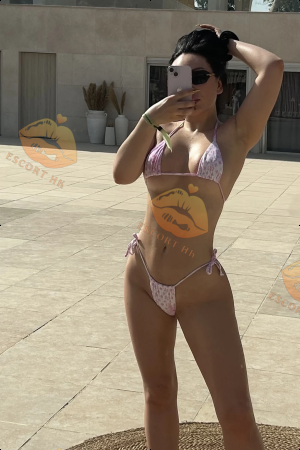 Cheyenne photo 1, european, average, brunette, 167 cm, 55 kg, Large bust, Hong Kong