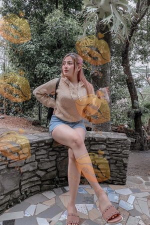 Paloma photo 3, asian, slim, brunette, 163 cm, 49 kg, Medium bust, Hong Kong
