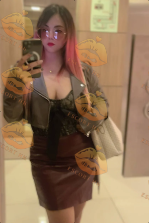 Jasmine photo 6, asian, average, red hair, 150 cm, 47 kg, Large bust, Hong Kong