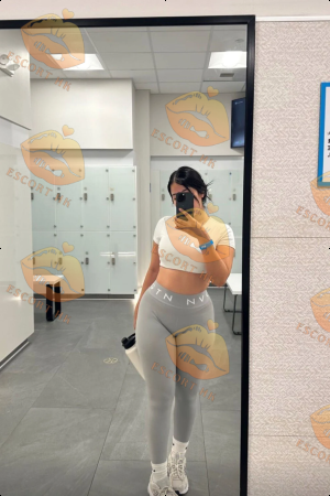 Zofia photo 9, asian, average, black hair, 167 cm, 52 kg, Medium bust, Hong Kong