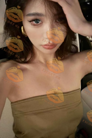 Delphine photo 2, asian, average, brunette, 160 cm, 48 kg, Medium bust, Hong Kong