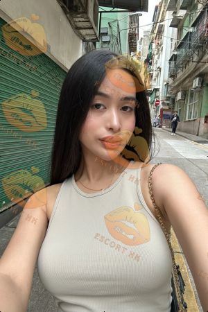 Luisa photo 1, asian, slim, black hair, 164 cm, 47 kg, Large bust, Hong Kong