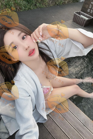 Mika photo 4, asian, slim, brunette, 162 cm, 46 kg, Large bust, Hong Kong