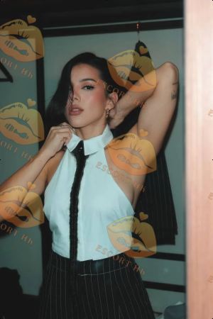 Madelyn photo 1, european, slim, black hair, 170 cm, 50 kg, Large bust, Hong Kong