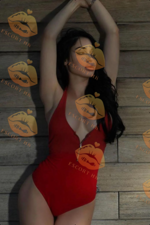 Gia photo 10, middle eastern, slim, black hair, 171 cm, 54 kg, Large bust, Hong Kong