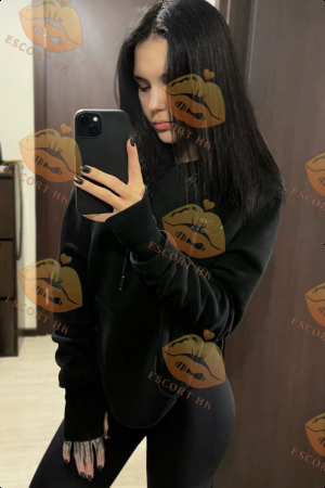 Julia photo 1, middle eastern, slim, black hair, 168 cm, 49 kg, Small bust, Hong Kong