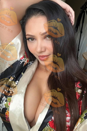 Becca photo 3, middle eastern, average, black hair, 169 cm, 60 kg, Extra Large bust, Hong Kong