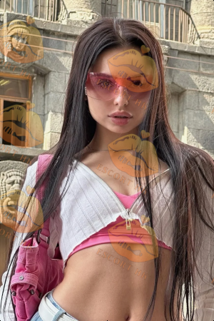 Emmeline photo 6, european, slim, black hair, 167 cm, 50 kg, Small bust, Hong Kong