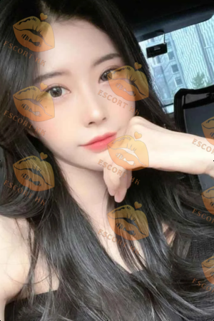 Tessa photo 3, asian, slim, black hair, 164 cm, 46 kg, Small bust, Hong Kong