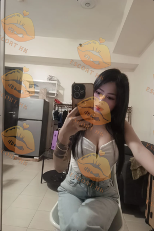 Celine photo 5, asian, slim, brunette, 165 cm, 47 kg, Medium bust, Hong Kong