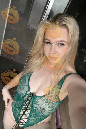 Jenny photo 3, european, average, blonde hair, 169 cm, 61 kg, Extra Large bust, Hong Kong