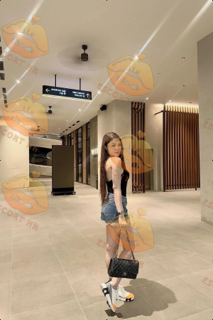 Amelia photo 4, asian, average, black hair, 169 cm, 54 kg, Large bust, Hong Kong