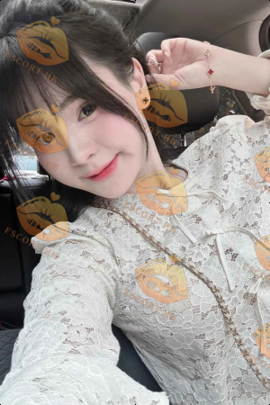 Luciana photo 2, asian, slim, black hair, 165 cm, 48 kg, Large bust, Hong Kong