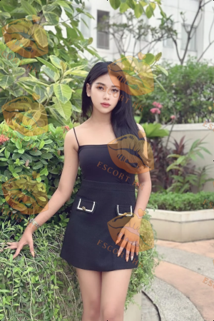 Elizaveta photo 4, asian, slim, black hair, 170 cm, 50 kg, Small bust, Hong Kong