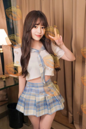 Naomi photo 4, asian, slim, brunette, 164 cm, 45 kg, Large bust, Hong Kong