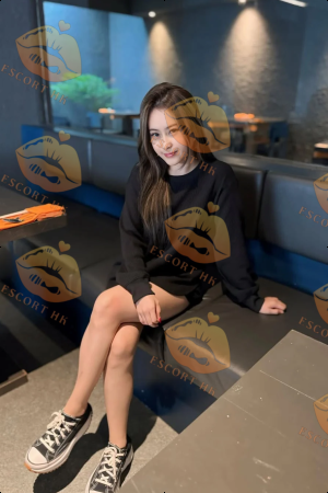 June photo 8, asian, slim, black hair, 164 cm, 49 kg, Medium bust, Hong Kong