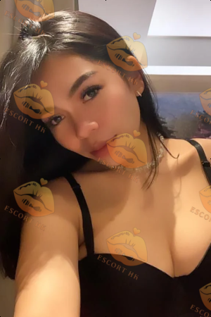 Ayumi photo 5, asian, slim, black hair, 164 cm, 46 kg, Large bust, Hong Kong