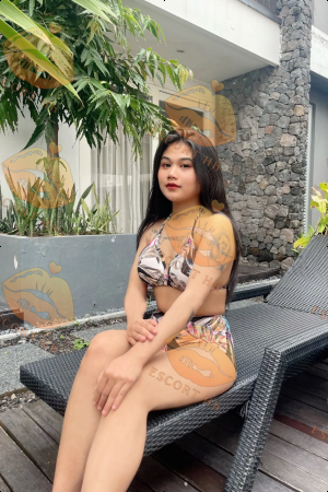 Ebony photo 2, asian, average, black hair, 155 cm, 46 kg, Medium bust, Hong Kong