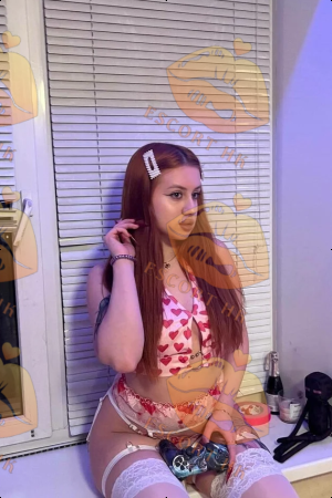 Mai photo 4, european, average, red hair, 162 cm, 52 kg, Large bust, Hong Kong