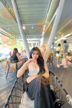 Esme photo 2, asian, slim, black hair, 155 cm, 44 kg, Medium bust, Hong Kong