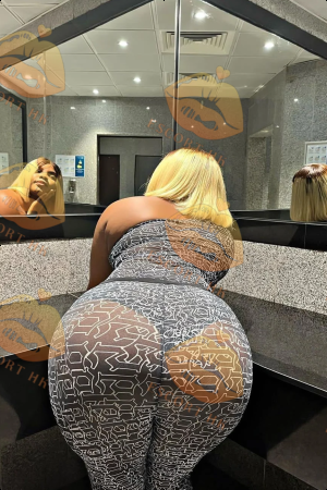 Ariana photo 3, ebony, average, blonde hair, 171 cm, 56 kg, Large bust, Hong Kong