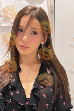Daisy photo 2, european, slim, brunette, 175 cm, 53 kg, Medium bust, Hong Kong