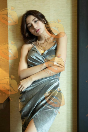 Cora photo 4, asian, slim, black hair, 167 cm, 48 kg, Small bust, Hong Kong