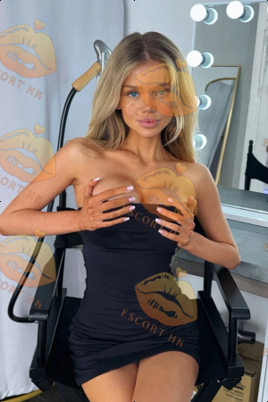 Charlotte photo 3, european, average, blonde hair, 168 cm, 58 kg, Large bust, Hong Kong