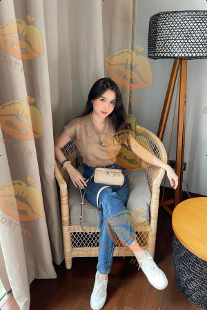Rae photo 3, asian, average, brunette, 166 cm, 55 kg, Small bust, Hong Kong