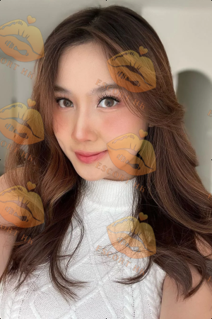 Rae photo 7, asian, average, brunette, 166 cm, 55 kg, Small bust, Hong Kong