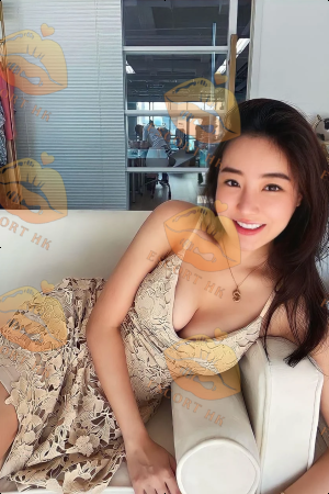 Yuri photo 3, asian, slim, brunette, 163 cm, 47 kg, Medium bust, Hong Kong