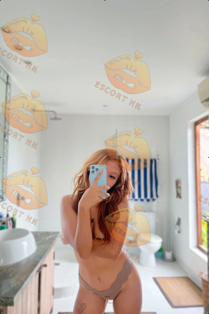 Bibi photo 2, asian, slim, blonde hair, 160 cm, 44 kg, Medium bust, Hong Kong