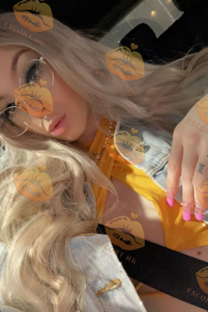 Estelle photo 8, european, average, blonde hair, 170 cm, 55 kg, Small bust, Hong Kong