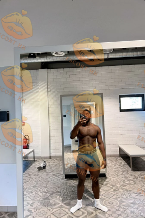 Gary photo 5, ebony, curvy, black hair, 180 cm, 98 kg, Hong Kong