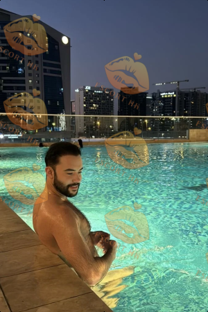 Jace photo 11, latina, average, black hair, 188 cm, 88 kg, Hong Kong
