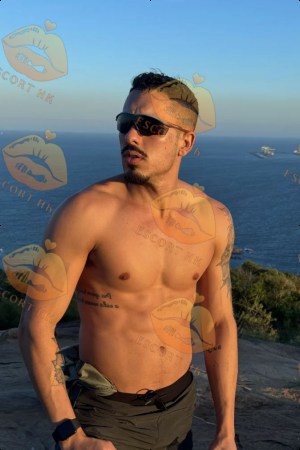 Mario photo 19, latina, average, black hair, 188 cm, 83 kg, Hong Kong