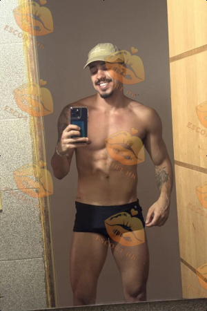 Mario photo 26, latina, average, black hair, 188 cm, 83 kg, Hong Kong