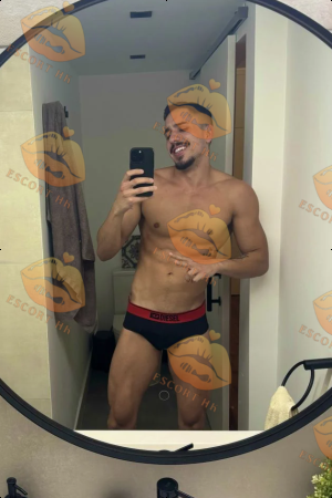 Mario photo 30, latina, average, black hair, 188 cm, 83 kg, Hong Kong