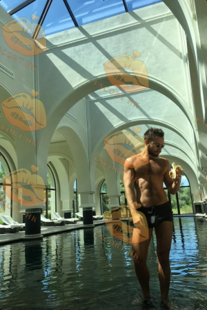 Philip photo 12, european, average, brunette, 178 cm, 70 kg, Hong Kong
