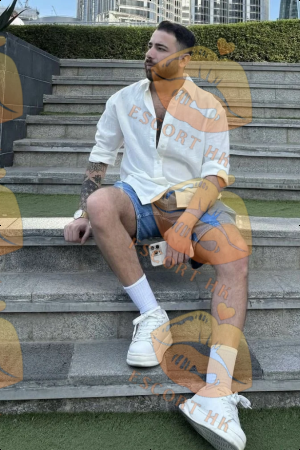 Peter photo 7, asian, average, black hair, 183 cm, 70 kg, Hong Kong