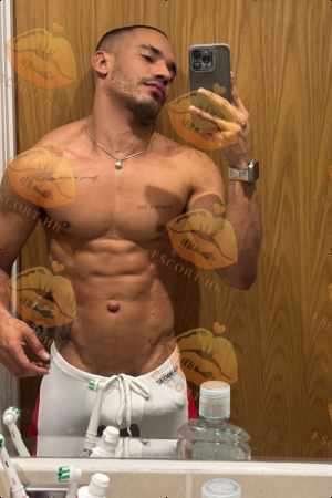 Jason photo 37, latina, average, black hair, 175 cm, 74 kg, Hong Kong