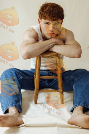 Fabian photo 1, european, slim, brunette, 183 cm, 61 kg, Hong Kong