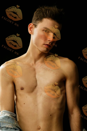 Fabian photo 15, european, slim, brunette, 183 cm, 61 kg, Hong Kong
