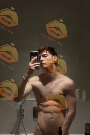 Fabian photo 8, european, slim, brunette, 183 cm, 61 kg, Hong Kong
