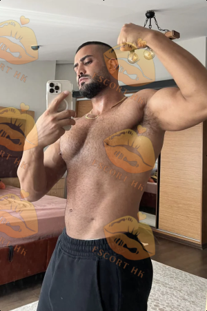 Max photo 16, european, curvy, black hair, 180 cm, 81 kg, Hong Kong